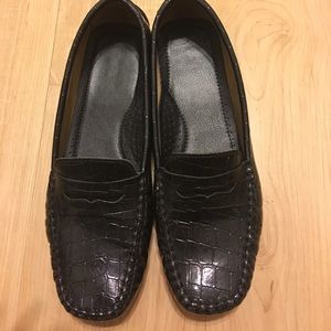 🚨 CLEARANCE- Black Loafers