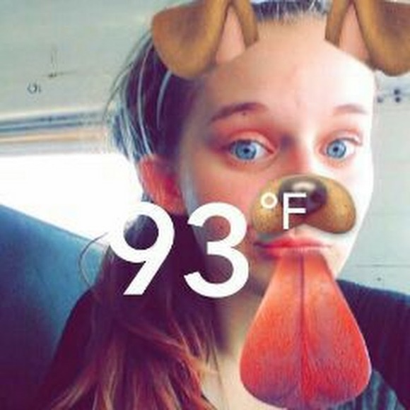 Meet your Posher, Kenzie - Picture 1 of 1