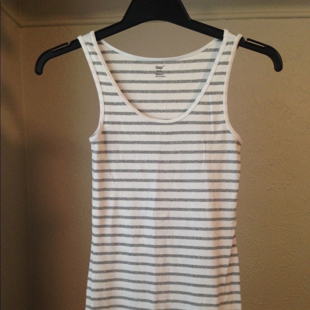Gap tank top