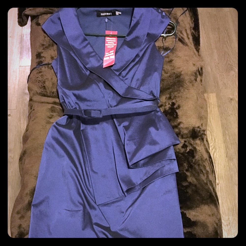 Beautiful dress never worn with tags