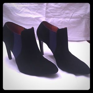 Via Spiga Suede Booties
