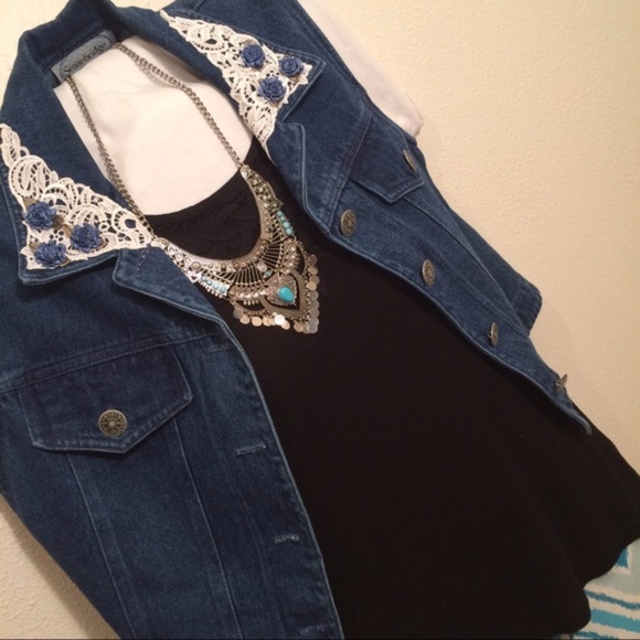 Stonebridge | Lace & Floral Denim Vest Size Medium - Picture 6 of 6