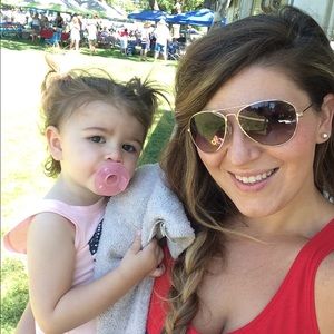 Meet your Posher, Courtney