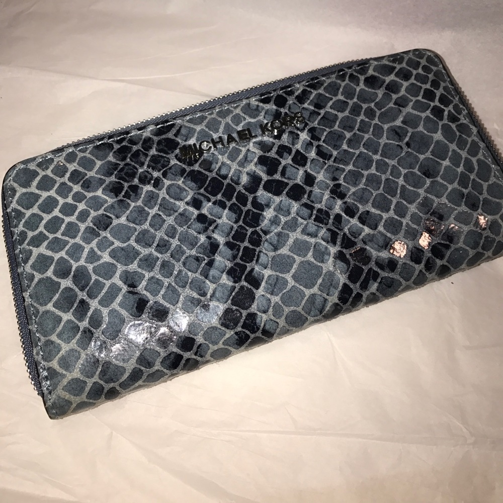 MICHAEL KORS Wallet 8 x 4"