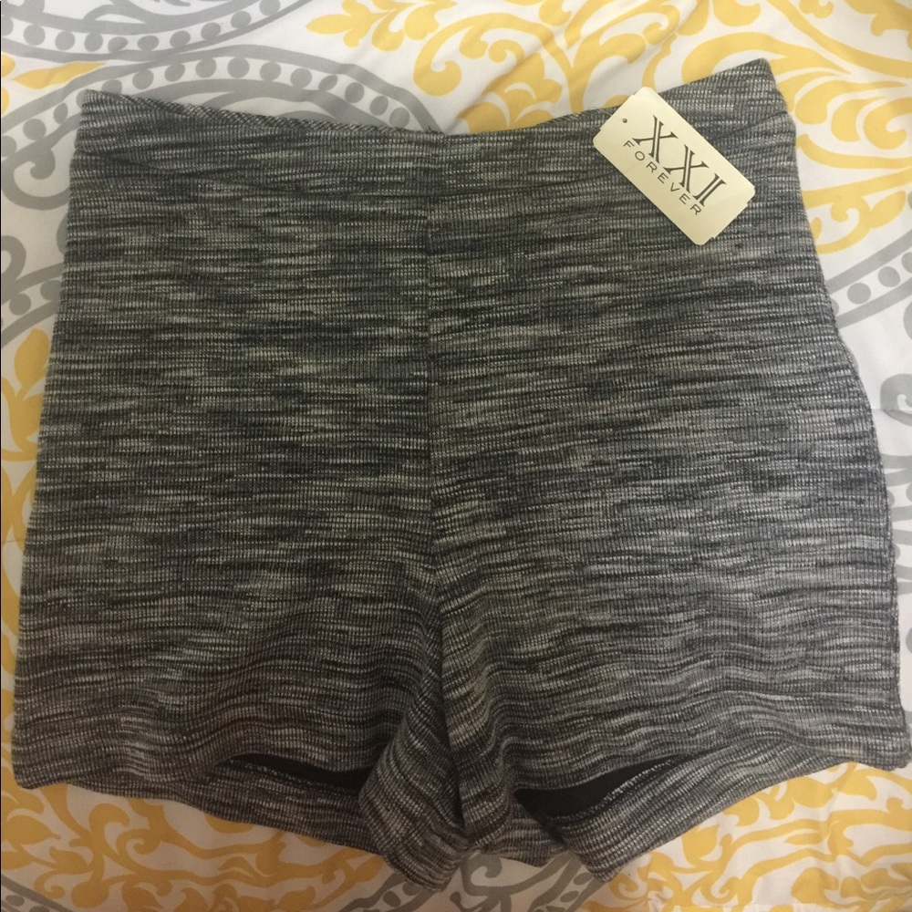 knit shorts