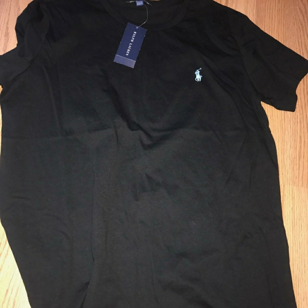 Black Ralph Lauren T-shirt