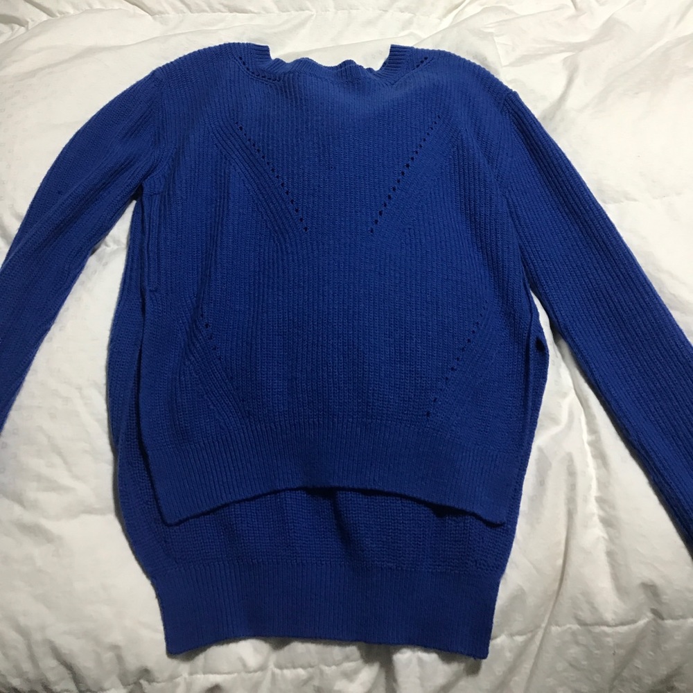 Lululemon sweater