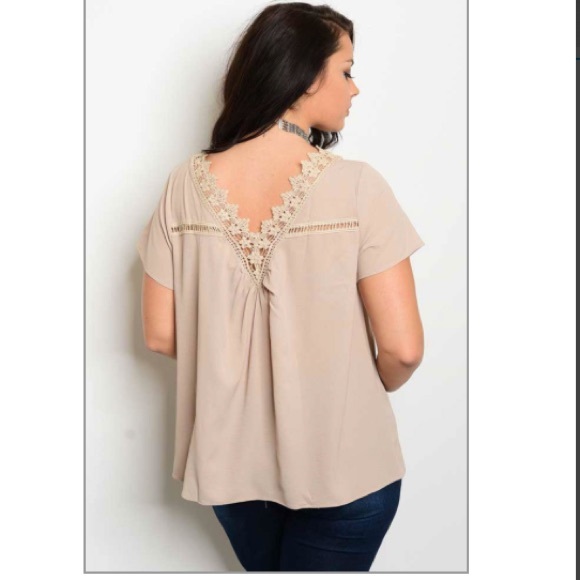 Cute taupe top - Picture 2 of 2