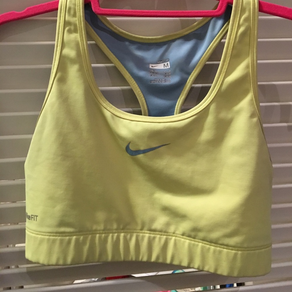 NikeFit sunshine yellow sports bra