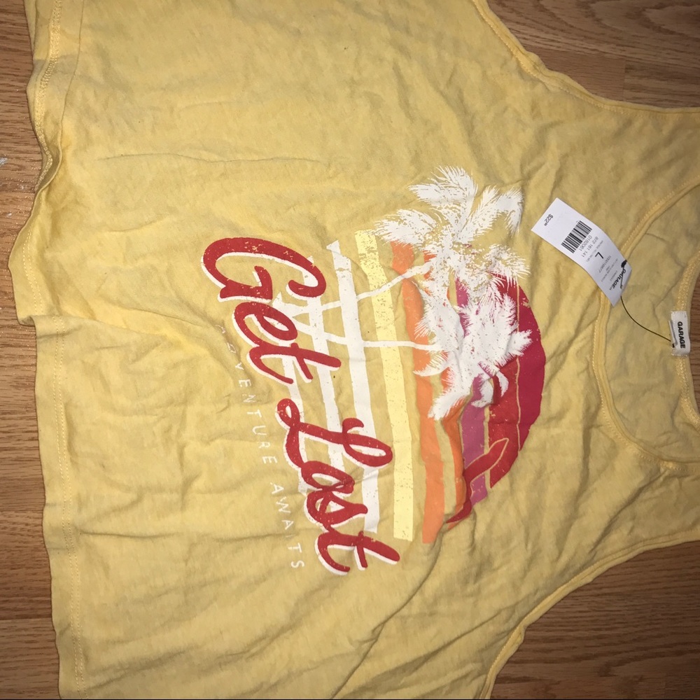 Casual flowy yellow crop tank top