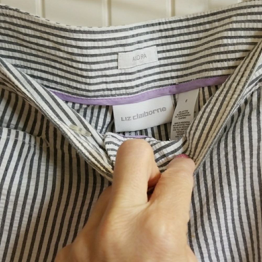 Liz Claiborne seersucker pants - Picture 2 of 4