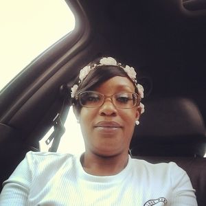 Meet your Posher, Santana