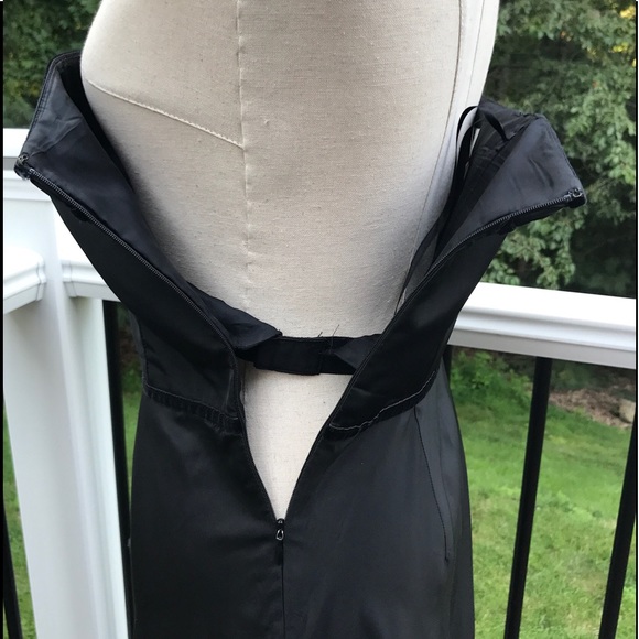 🎉😎🎉HP🎉😎🎉 LOFT Strapless Black Dress Size 4 - Picture 4 of 6