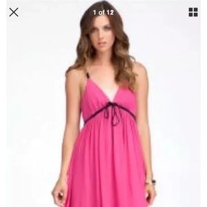 Bebe XXS crotchet back high low dress