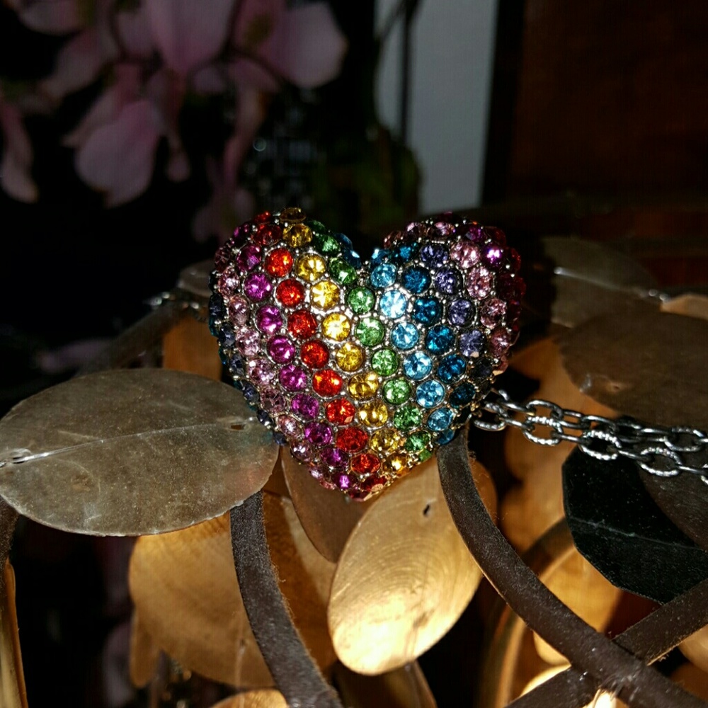 Betsey Johnson  stretch crystal rainbow:)pride:) heart ring FIRM