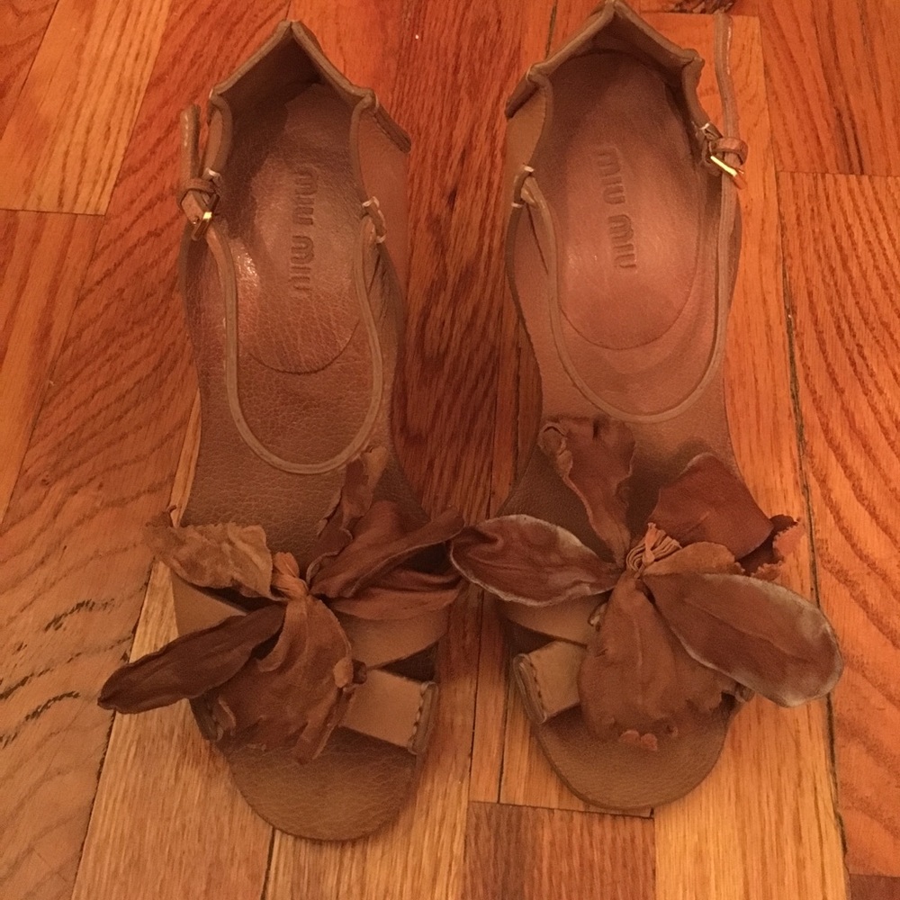 🌟Reduced price! Miu Miu jeweled heels - Picture 3 of 8