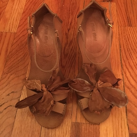 🌟Reduced price! Miu Miu jeweled heels - Picture 3 of 8