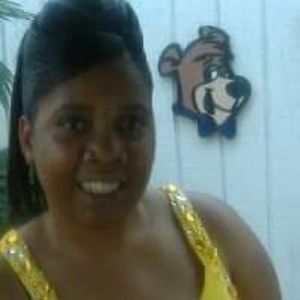 Meet your Posher, April