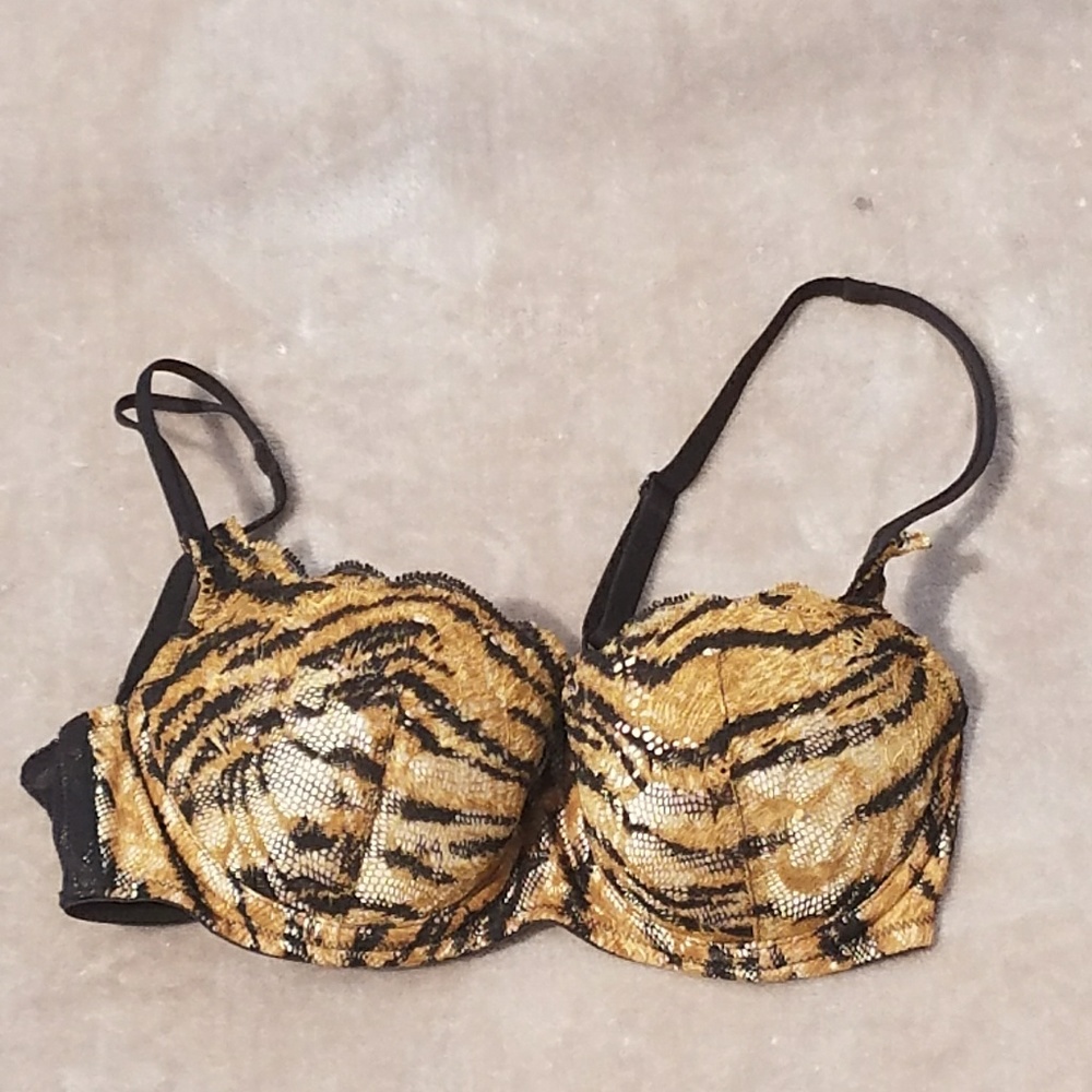 Victoria's secret size 34A push up bra