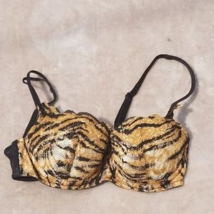 Victoria's secret size 34A push up bra