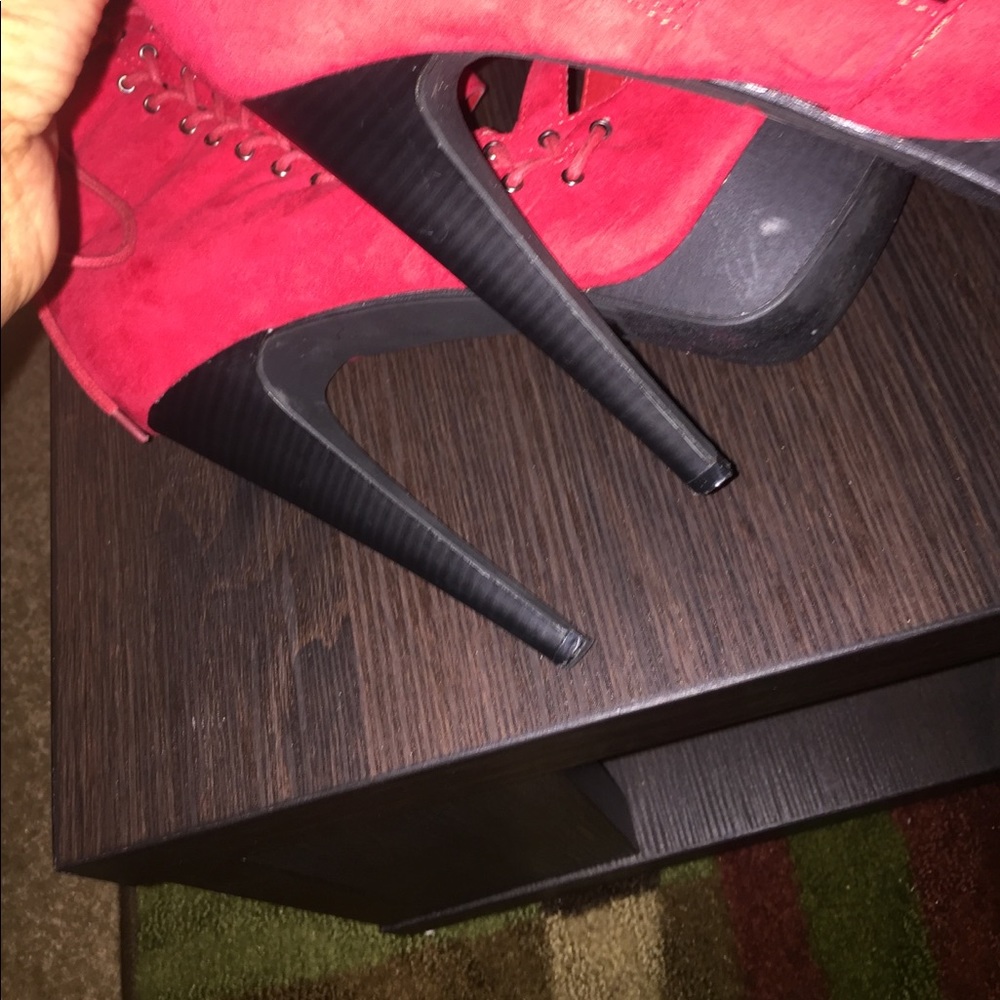 Red, Platform Booties - Picture 3 of 4