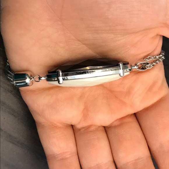 ℕ𝔼𝕎💎💙💎LONG STATEMENT NECKLACE! BLACK OR WHITE - Picture 7 of 16