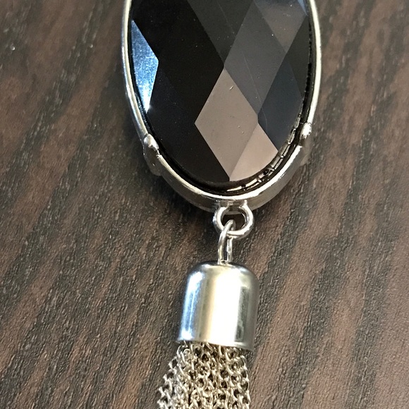 ℕ𝔼𝕎💎💙💎LONG STATEMENT NECKLACE! BLACK OR WHITE - Picture 9 of 16