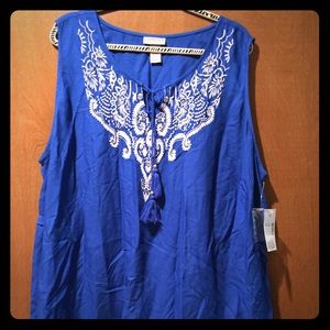 Catherine's NWT sleeveless top