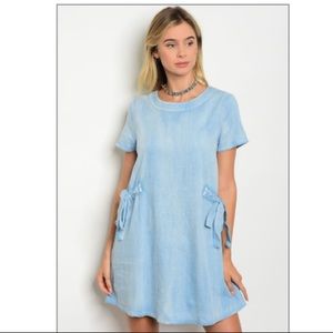 Cute light indigo denim 👗 dress.