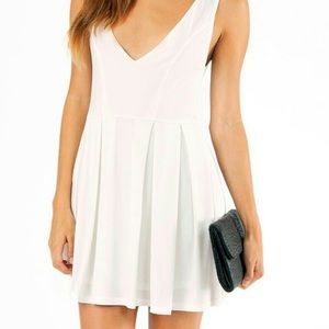 Tobi Deep V Skater Dress