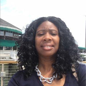 Meet your Posher, Helen