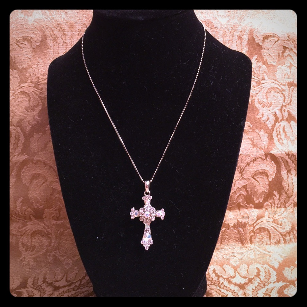 Silver chain with soft color rhinestones crucifix