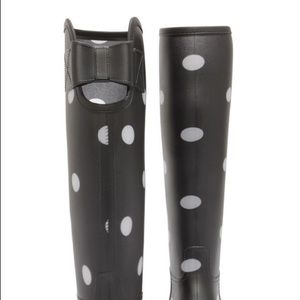 LuLu's Dirty Laundry Rain Boots size 8