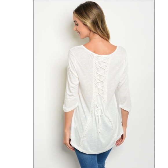 Cute Off white top - Picture 2 of 2