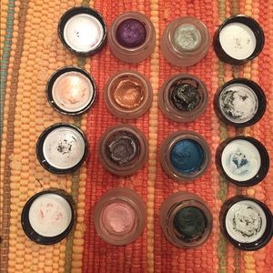 💜BUNDLE Beautiful Cream Eyeshadows💜