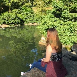 Meet your Posher, Julia