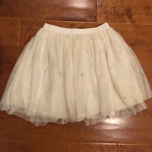 Cream fluffy skirt