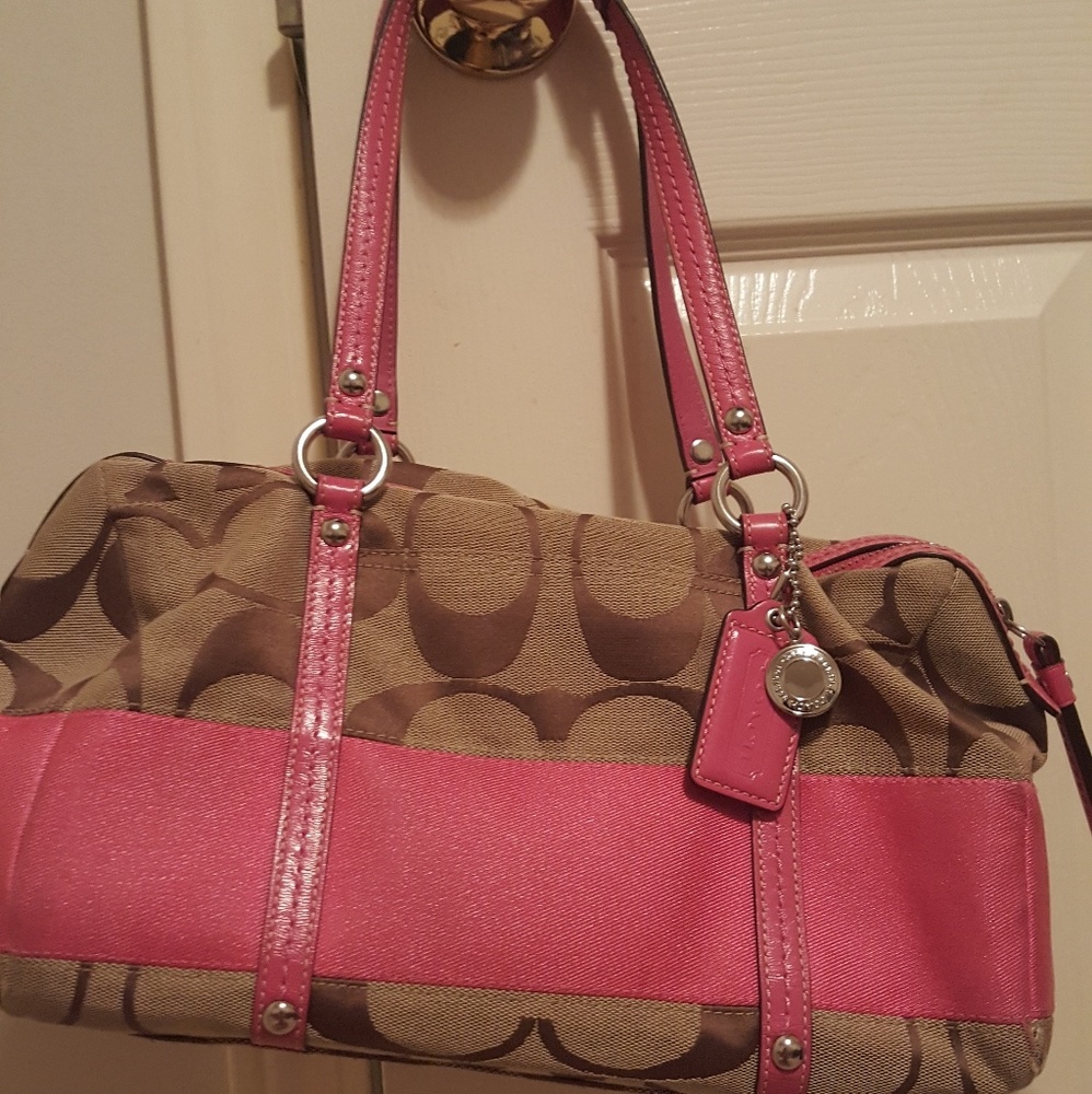 Pink& tan coach SOLD