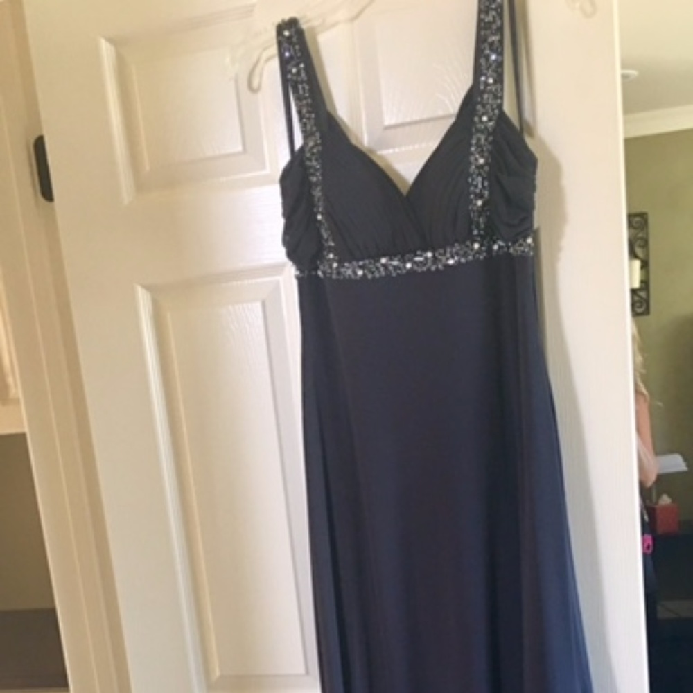 Betsy & Adam floor length dress