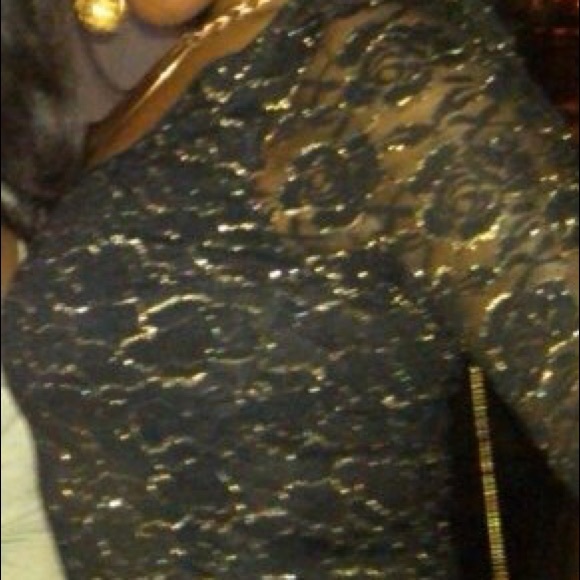 Black and Gold Lace Dress - Picture 3 of 4