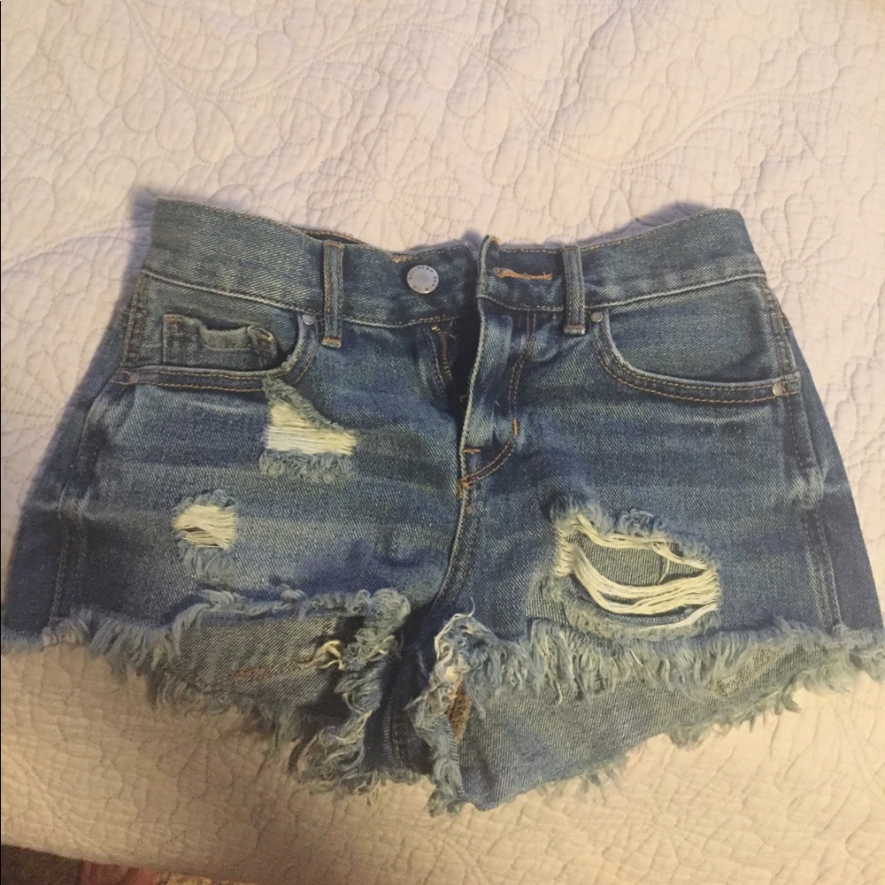 PACSUN DENIM DISTRESSED SHORTS WORN ONCE