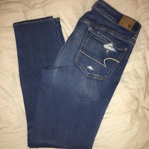 Ripped American eagle jeggings