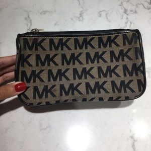 Michael kors make up bag