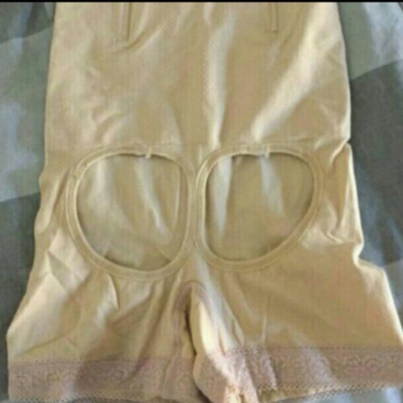 BEIGE BUTT LIFTER W TUMMY CONTROL - Picture 2 of 4