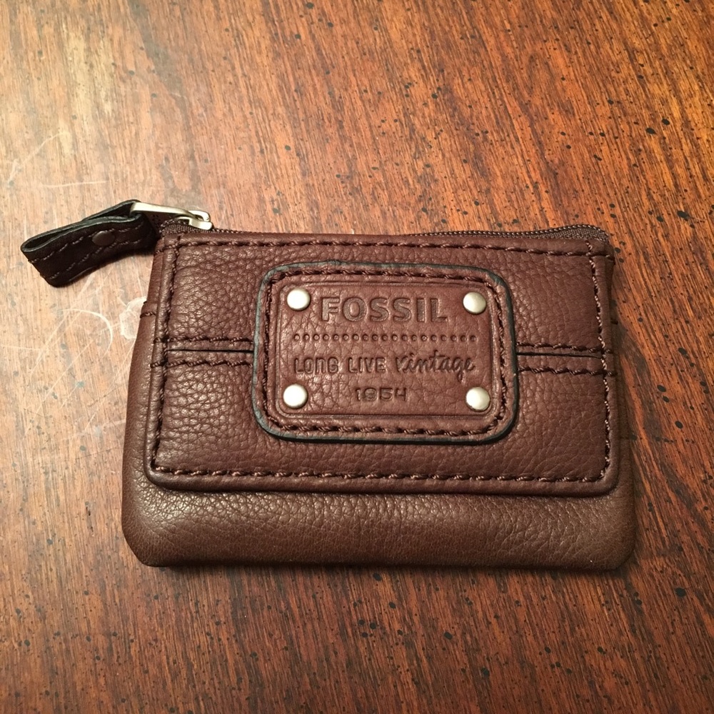 NWOT Fossil brown leather mini wallet keychain