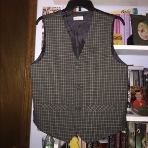 Tweed print vest.