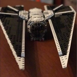 Meet your Posher, Tiara