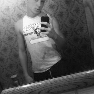 Meet your Posher, Corey