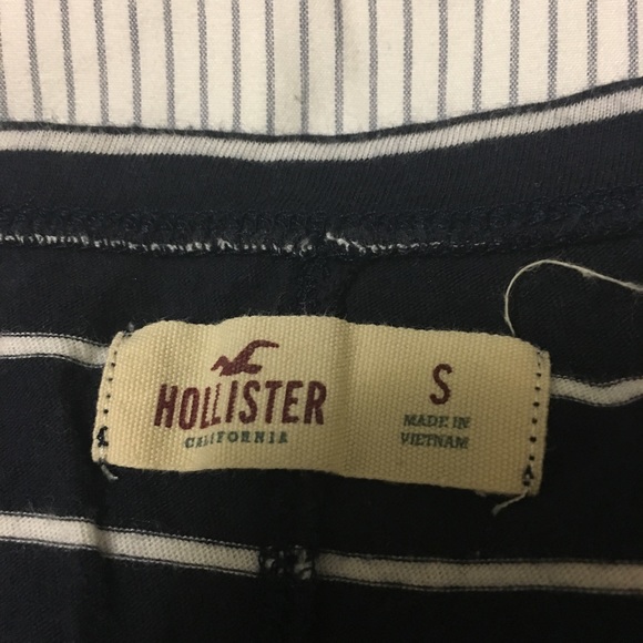 Hollister striped shirt!✨ - Picture 2 of 2