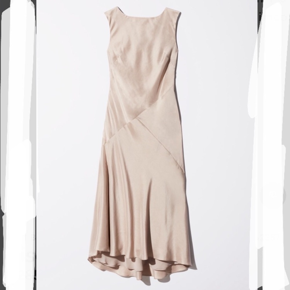 ❌ SOLD ❌ NWT Aritzia Babaton Lisette Silk Dress - Picture 1 of 8